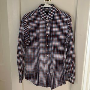 Men’s Banana Republic Camden Fit Button Down Dress Shirt.